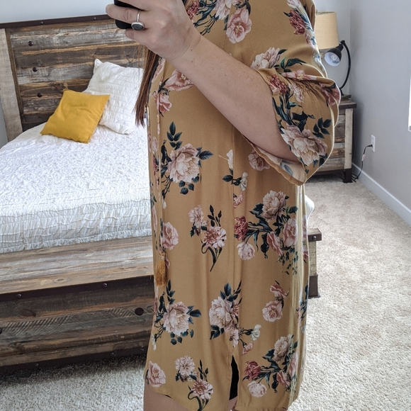 🆕🌿SUNDANCE FLORAL DRESS🌿 - Picture 7 of 15